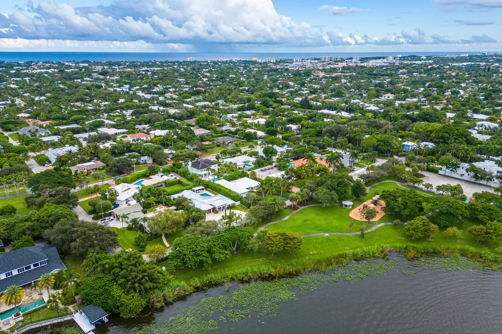 1117 Lake Drive Delray Beach FL 33444
