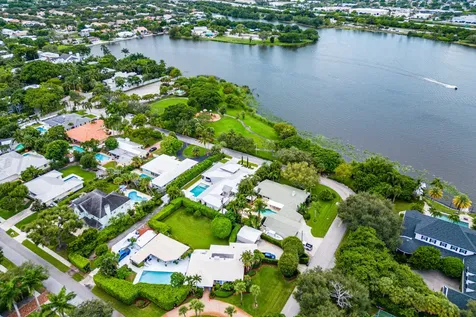 1117 Lake Drive Delray Beach FL 33444