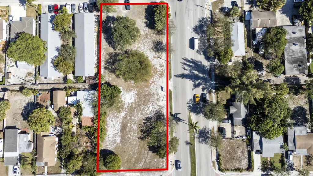 1212 10th Avenue N Lake Worth Beach FL 33460