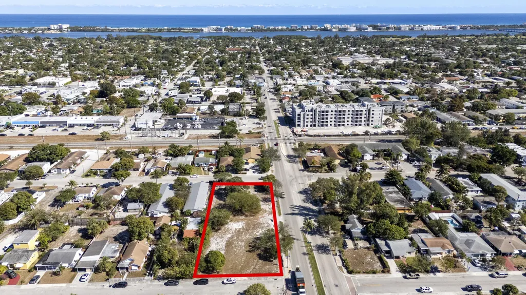 1212 10th Avenue N Lake Worth Beach FL 33460