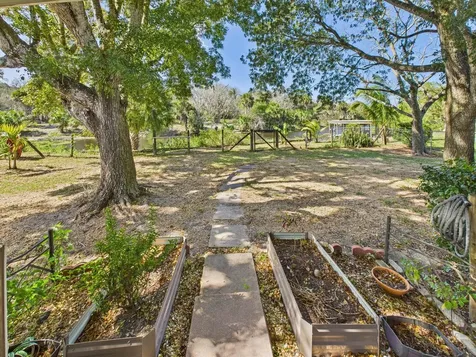 407 NE 8th Avenue Okeechobee FL 34972