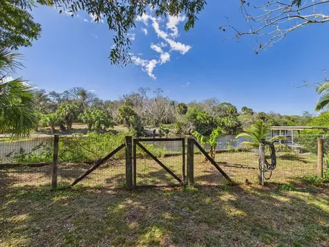 407 NE 8th Avenue Okeechobee FL 34972