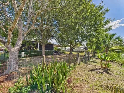407 NE 8th Avenue Okeechobee FL 34972