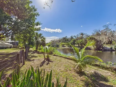 407 NE 8th Avenue Okeechobee FL 34972