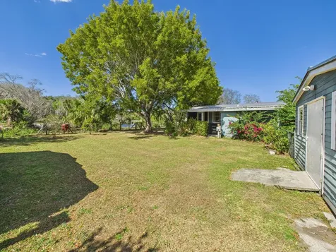 407 NE 8th Avenue Okeechobee FL 34972