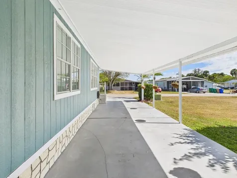 407 NE 8th Avenue Okeechobee FL 34972