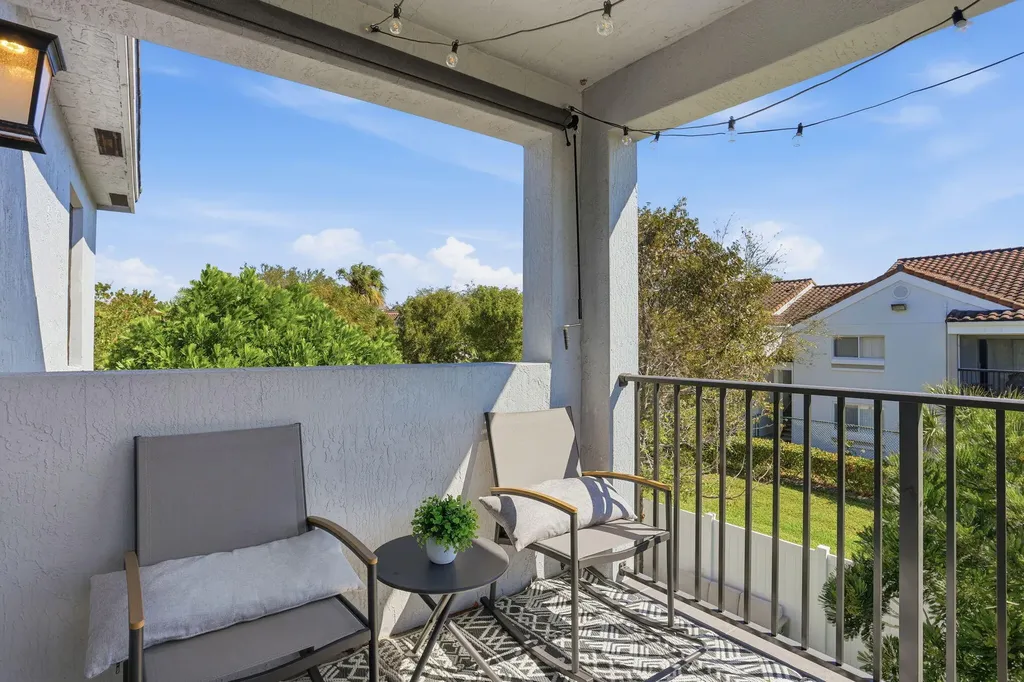 224 NW 36th Avenue Pompano Beach FL 33069