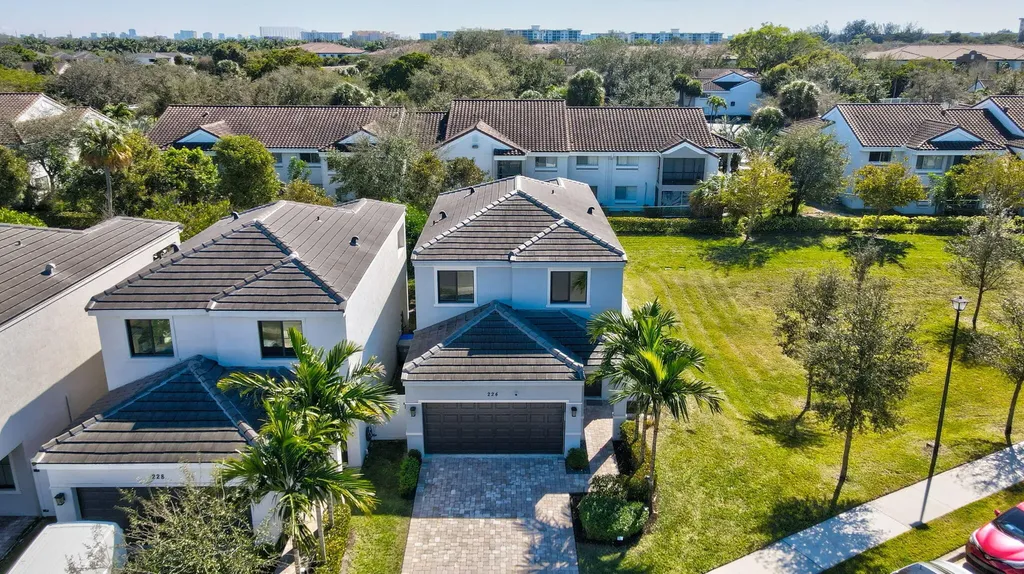 224 NW 36th Avenue Pompano Beach FL 33069