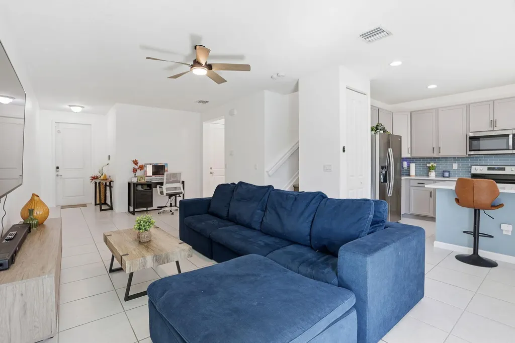 224 NW 36th Avenue Pompano Beach FL 33069