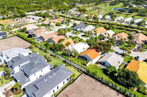 13853 Palm Grove Place Palm Beach Gardens FL 33418