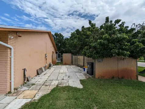 4874 Poseidon Place Lake Worth FL 33463