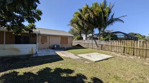 4874 Poseidon Place Lake Worth FL 33463