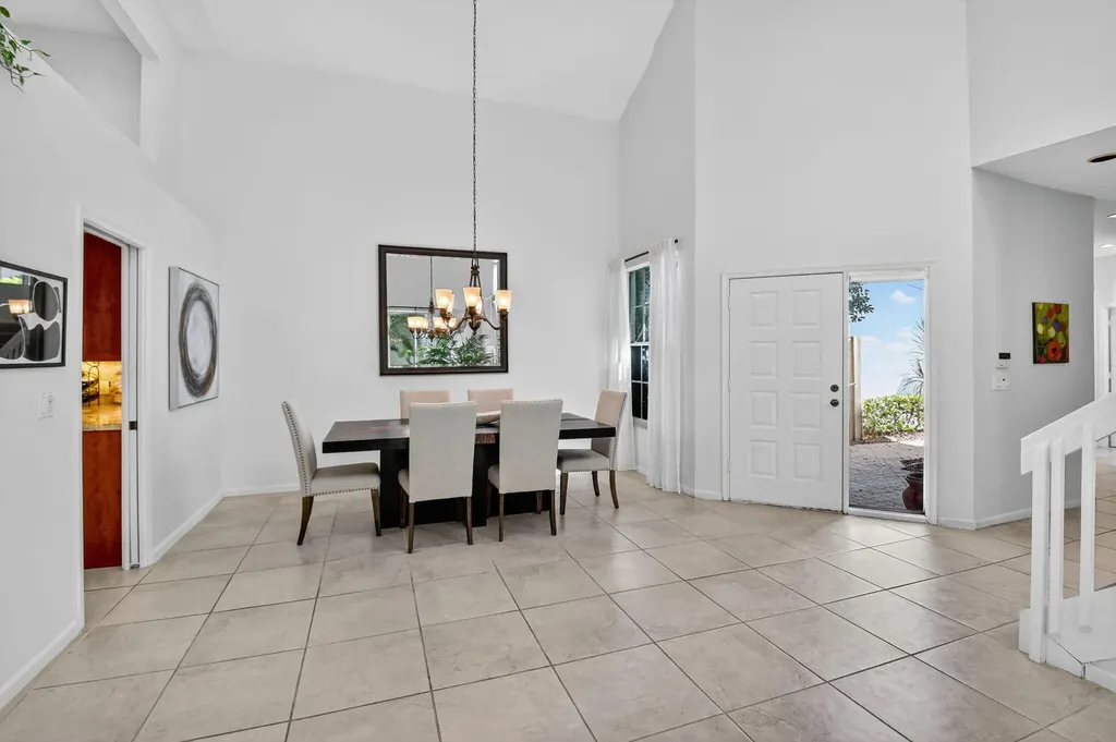 6657 NW 25th Way Boca Raton FL 33496
