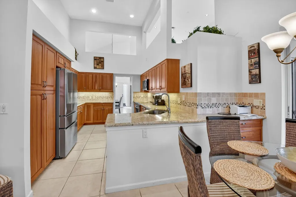 6657 NW 25th Way Boca Raton FL 33496