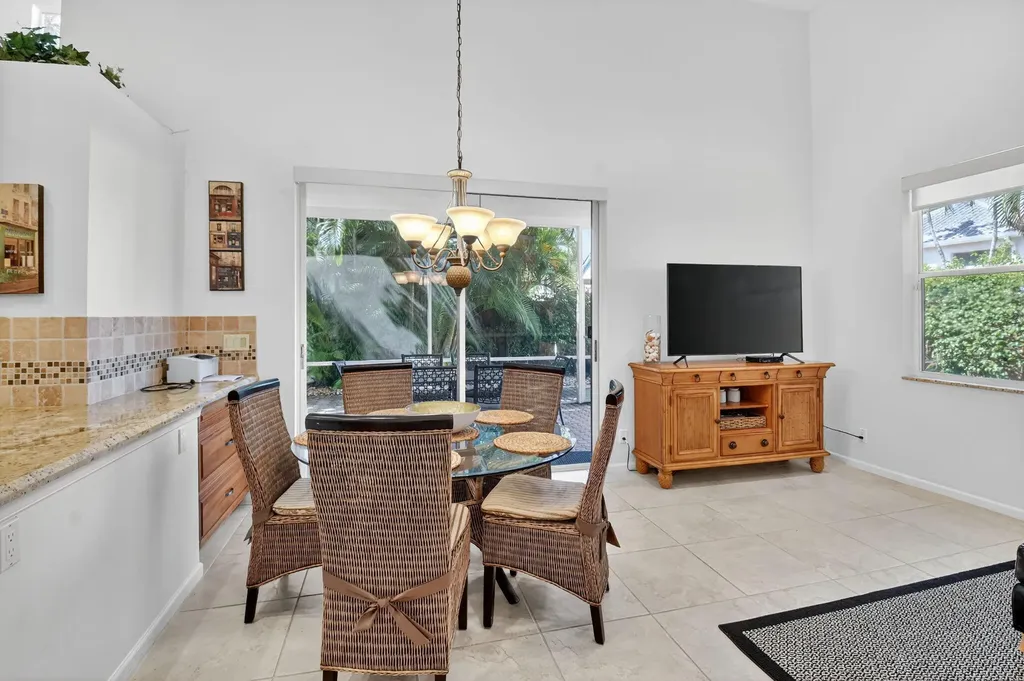 6657 NW 25th Way Boca Raton FL 33496
