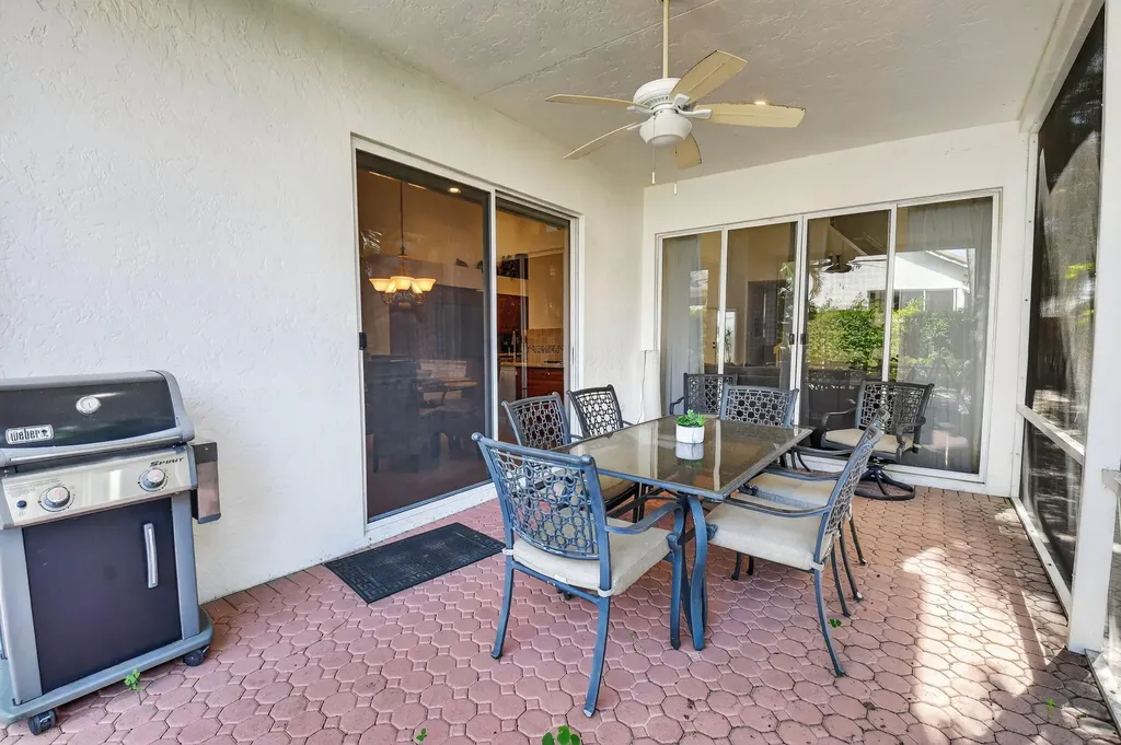 6657 NW 25th Way Boca Raton FL 33496