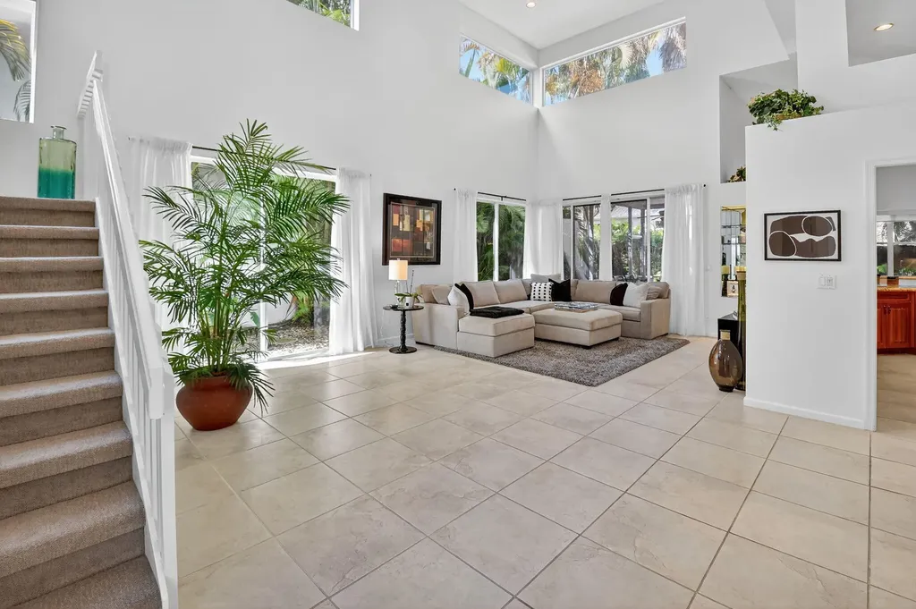 6657 NW 25th Way Boca Raton FL 33496