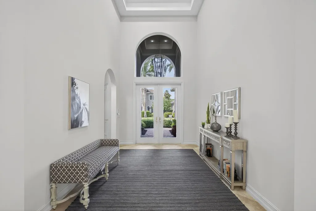 120 Via Mariposa Palm Beach Gardens FL 33418