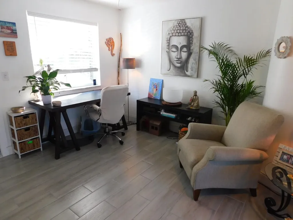 825 NE 6th Street Fort Lauderdale FL 33304