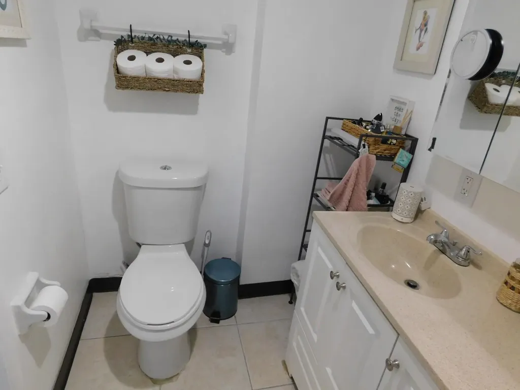 825 NE 6th Street Fort Lauderdale FL 33304