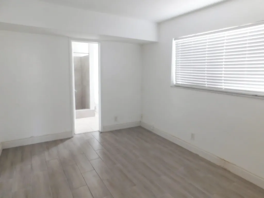 825 NE 6th Street Fort Lauderdale FL 33304
