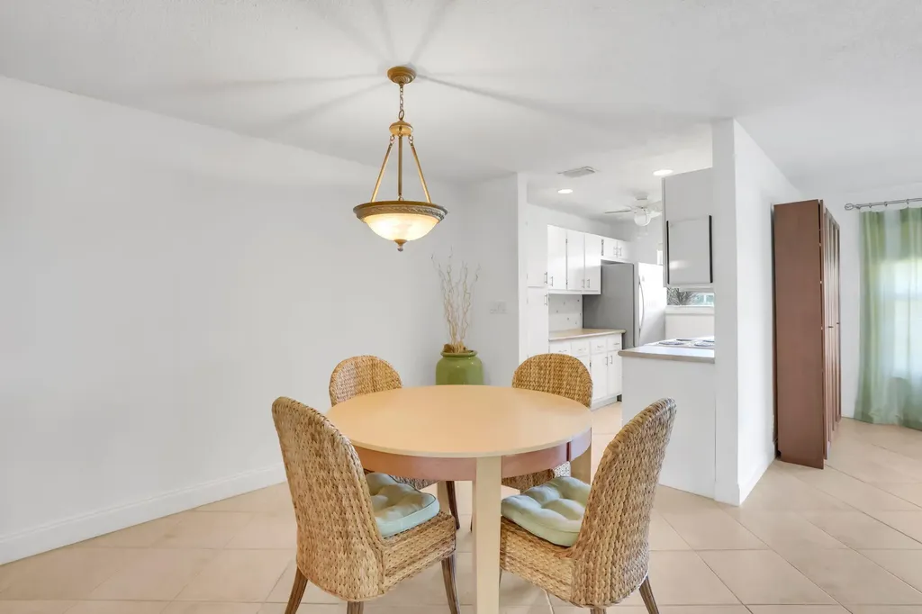 250 High Point Court Boynton Beach FL 33435