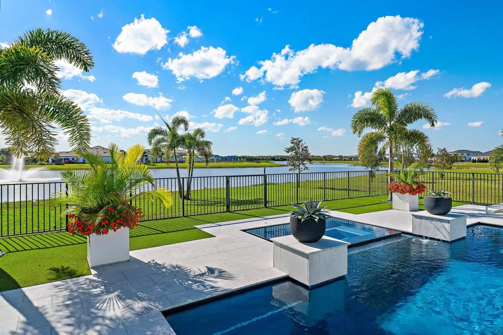 20124 SE Bridgewater Drive Jupiter FL 33458