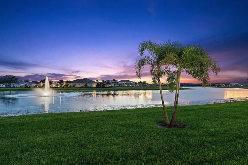 20124 SE Bridgewater Drive Jupiter FL 33458