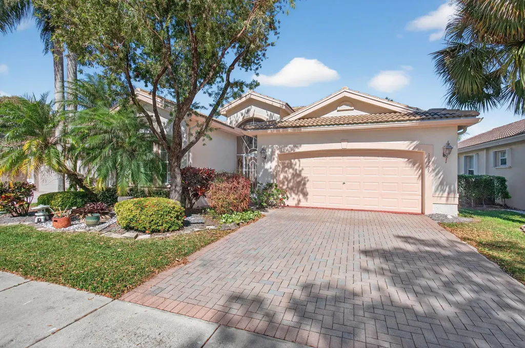 11777 Castellon Court Boynton Beach FL 33437