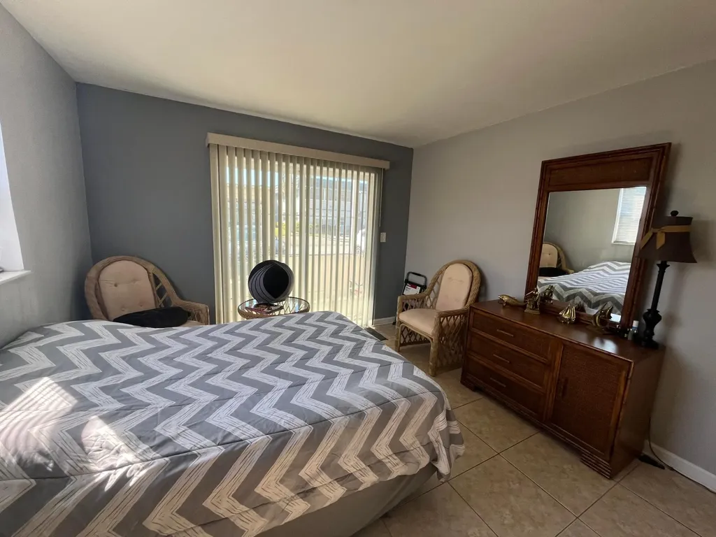 289 Brittany G Delray Beach FL 33446