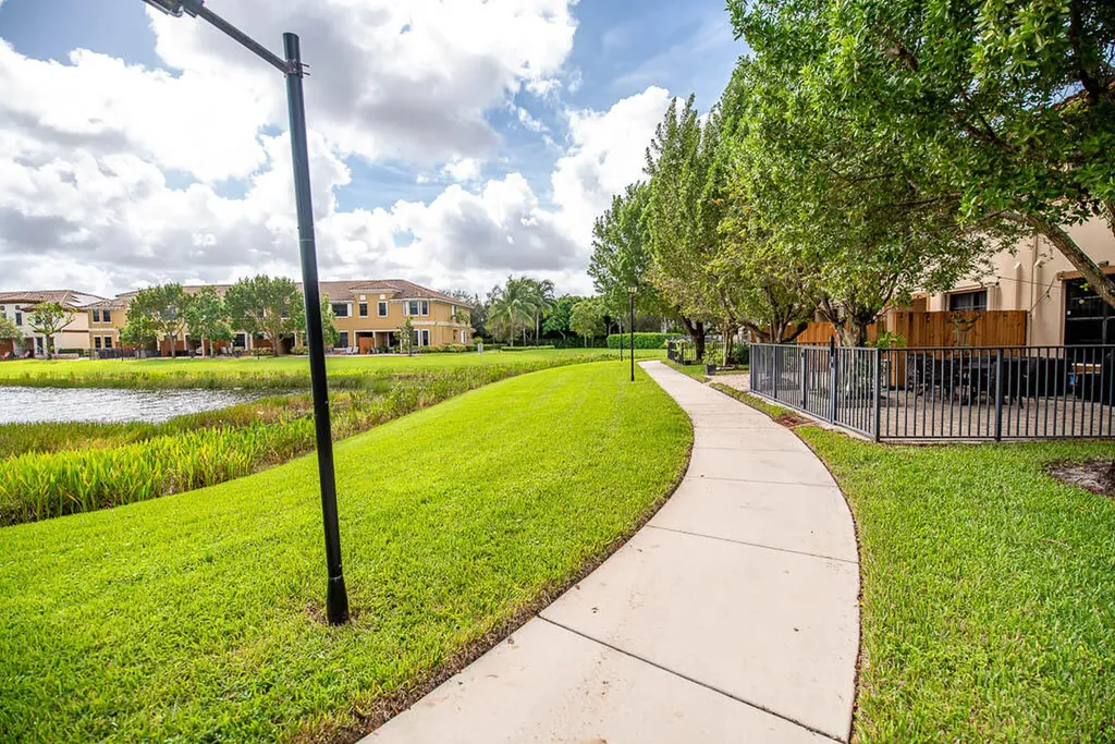 10283 Wellington Parc Drive Wellington FL 33449