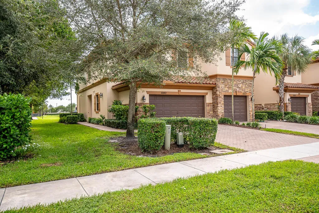 10283 Wellington Parc Drive Wellington FL 33449