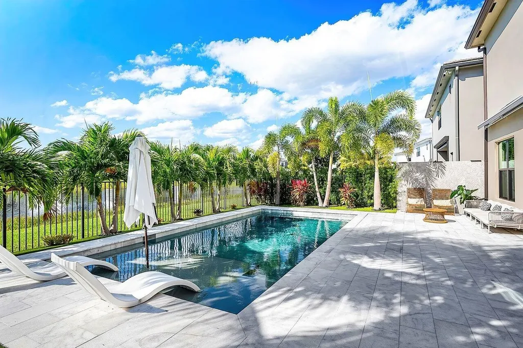 8092 Laurel Falls Drive Boca Raton FL 33496