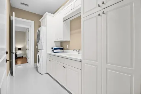 146 SE Bella Strano Port St Lucie FL 34984