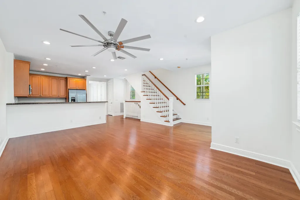 1002 E Heritage Club Circle Delray Beach FL 33483