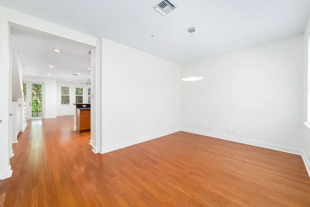 1002 E Heritage Club Circle Delray Beach FL 33483