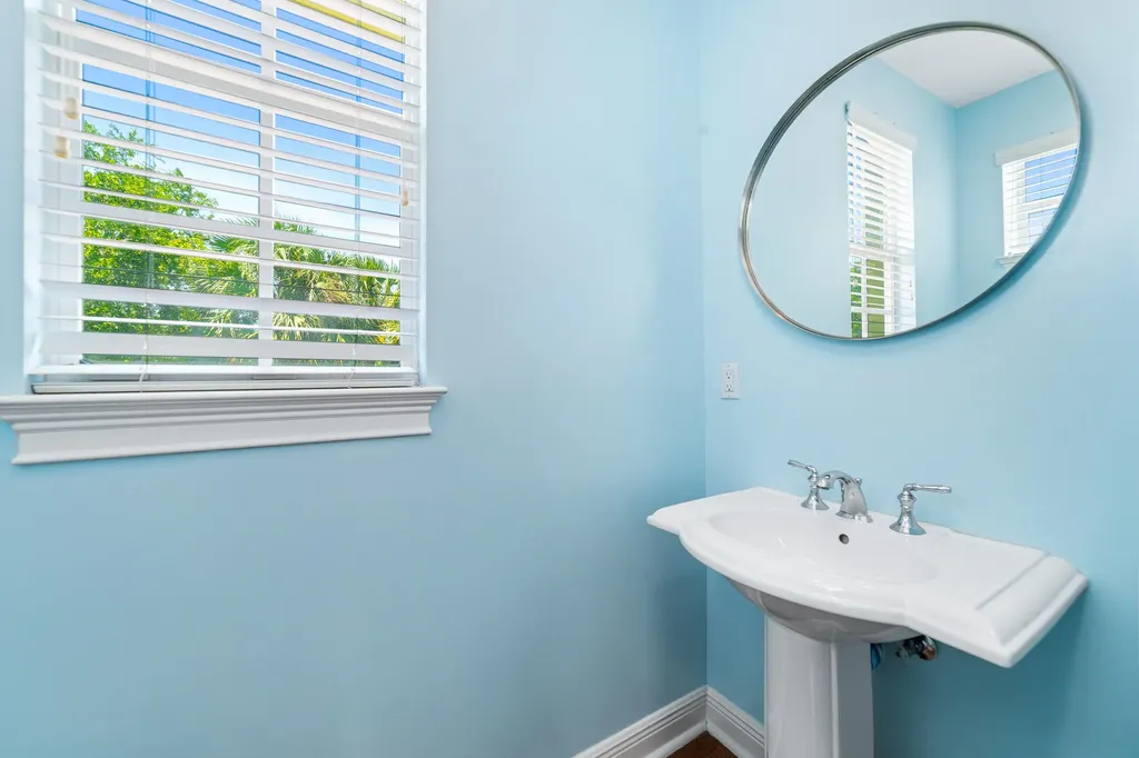 1002 E Heritage Club Circle Delray Beach FL 33483