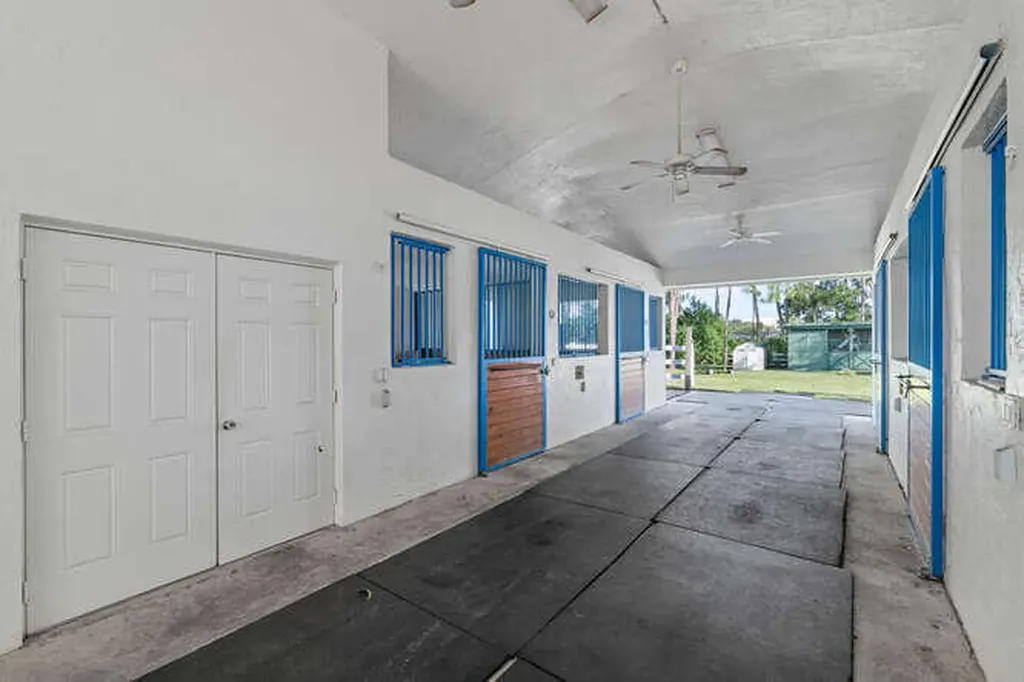 2760 Appaloosa Trail Wellington FL 33414