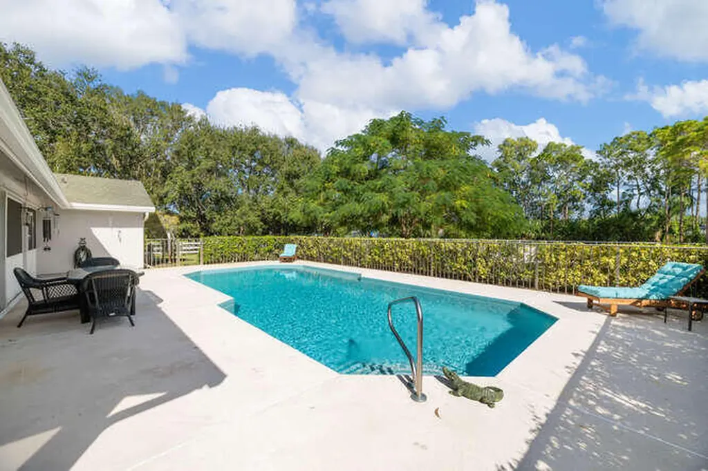 2760 Appaloosa Trail Wellington FL 33414