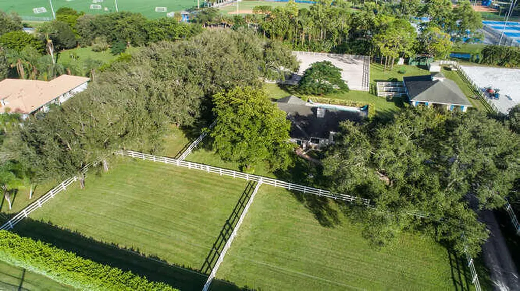 2760 Appaloosa Trail Wellington FL 33414
