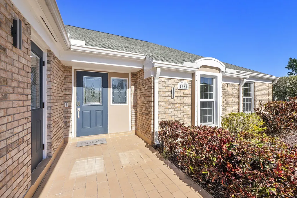 1384 Northampton Terrace Wellington FL 33414