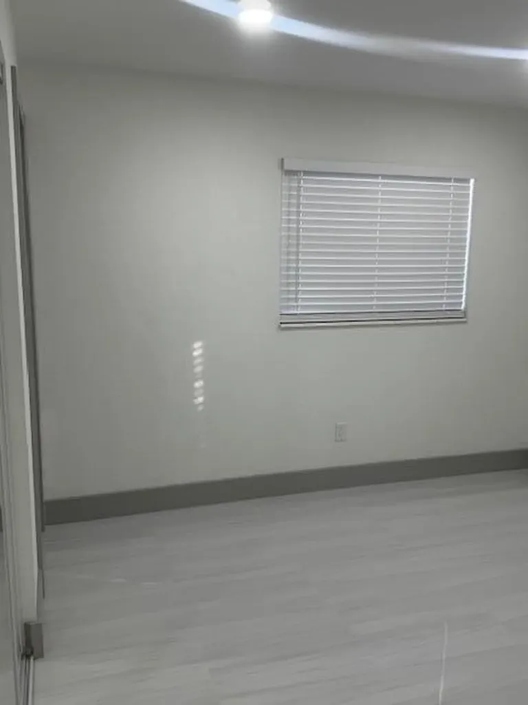 3104 Evergreen Palm Springs FL 33461