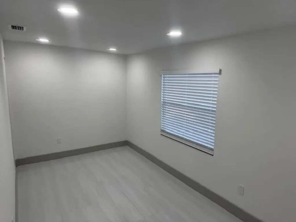 3104 Evergreen Palm Springs FL 33461