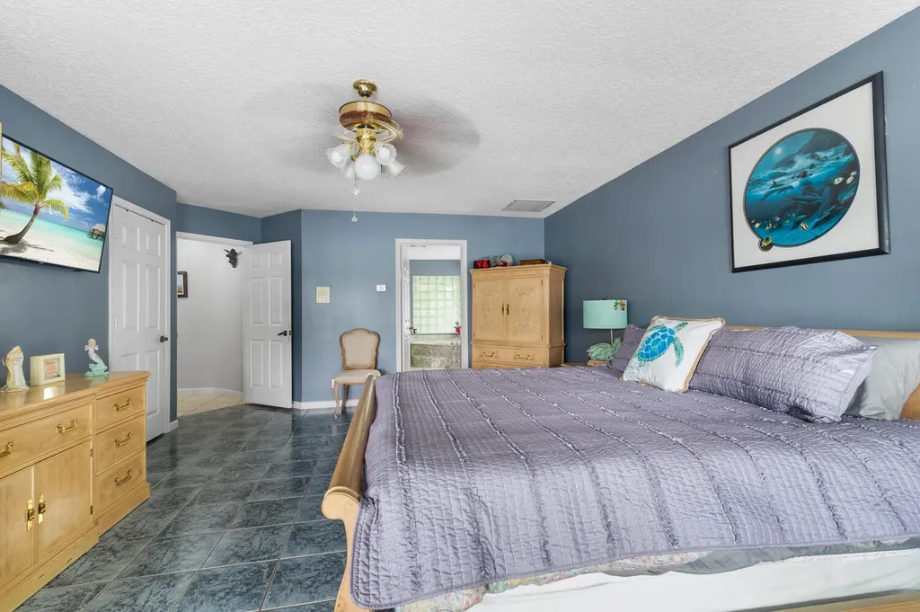 8862 Estate Drive West Palm Beach FL 33411