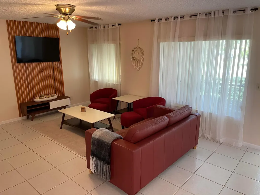 4988 Sable Pine Circle West Palm Beach FL 33417