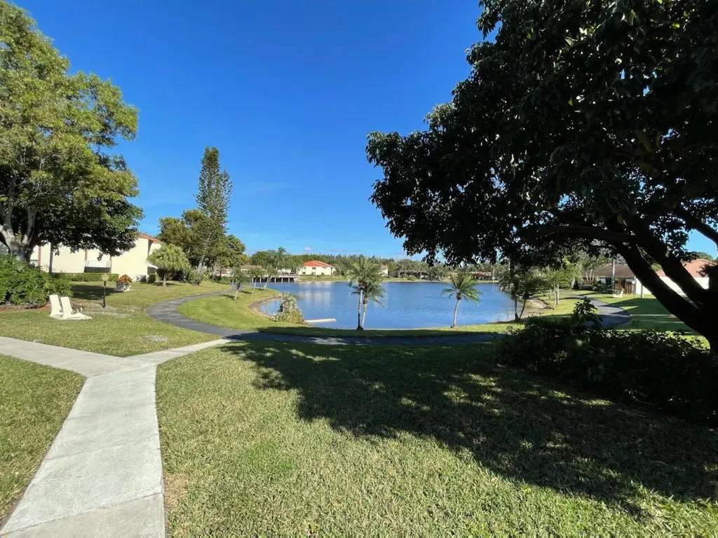 4988 Sable Pine Circle West Palm Beach FL 33417