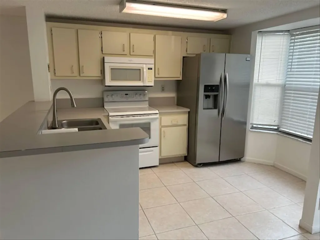 2593 NE 15th Street Pompano Beach FL 33062