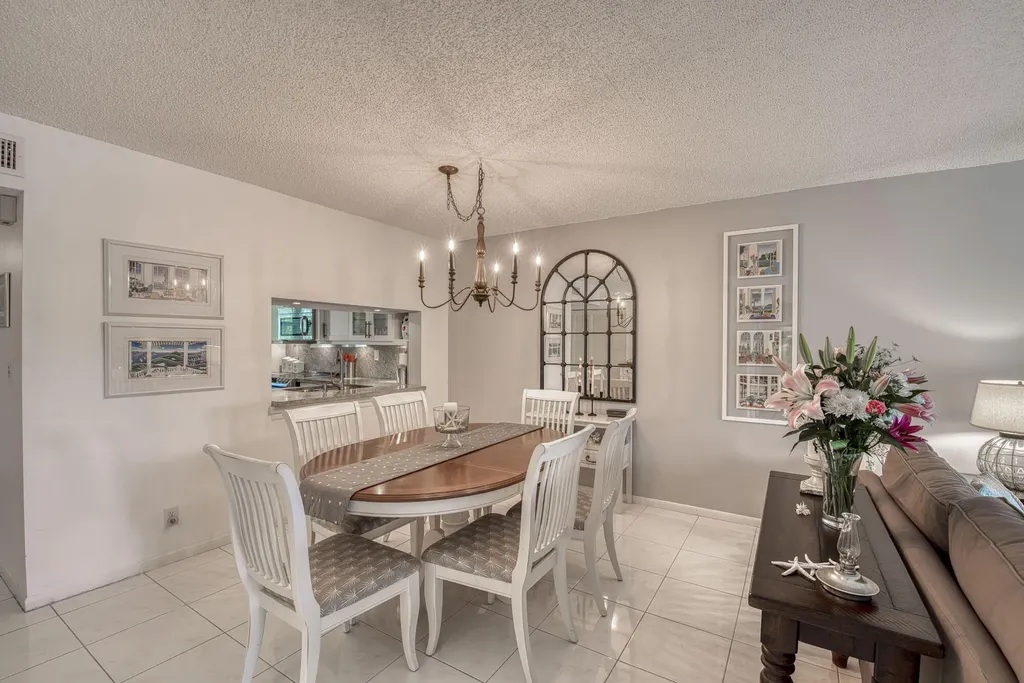 12871 Briarlake Drive Palm Beach Gardens FL 33418