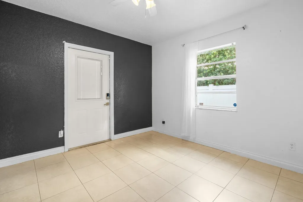 1404 NW 4th Avenue Fort Lauderdale FL 33311