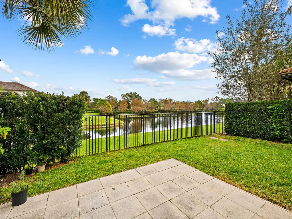 6830 Langdon Way Lake Worth FL 33463